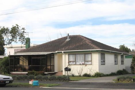 Photo of property in 38 Oxford Street, Fairfield, Hamilton, 3214