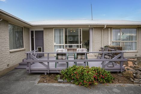 Photo of property in 102 Effingham Street, North New Brighton, Christchurch, 8083