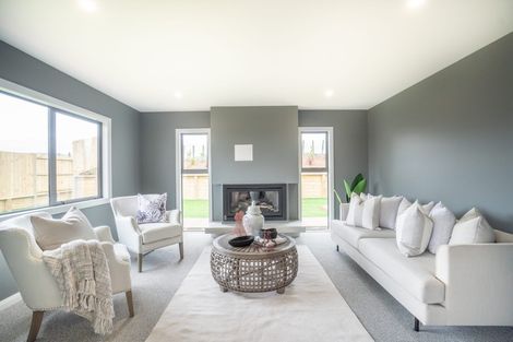 Photo of property in 16 Atlantic Drive, Fitzherbert, Palmerston North, 4410