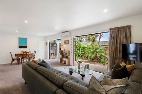 Photo of property in 3/41 Rawhiti Road, One Tree Hill, Auckland, 1061