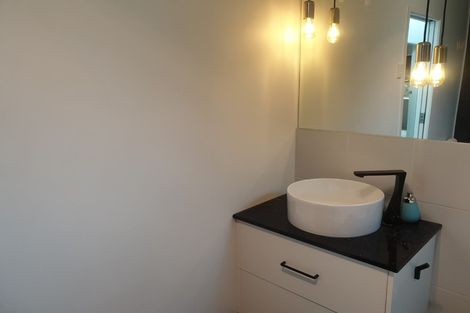 Photo of property in 4 Leonard Place, Dinsdale, Hamilton, 3204