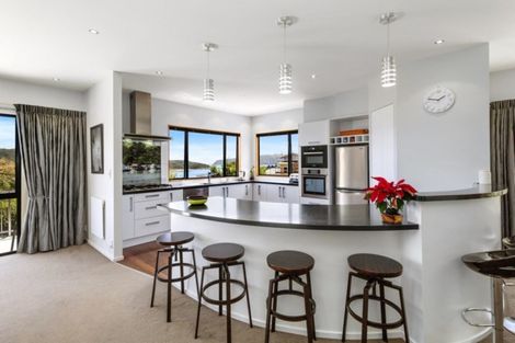 Photo of property in 8a Kiriwai Road, Paremata, Porirua, 5024