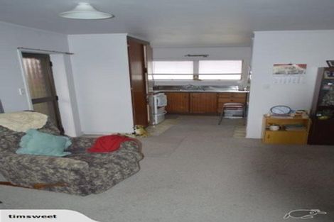 Photo of property in 3/178 Centreway Road, Orewa, 0931