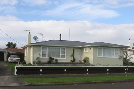 Photo of property in 3 Marsden Place, Awapuni, Palmerston North, 4412