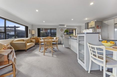 Photo of property in 29c Baring Terrace, Strandon, New Plymouth, 4312