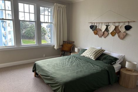 Photo of property in Pukehinau Flats, 4/1 Brooklyn Road, Mount Cook, Wellington, 6011