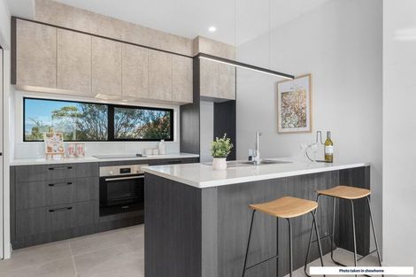 Photo of property in 6/18 Hetherington Road, Ranui, Auckland, 0612