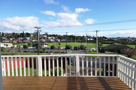 Photo of property in 10 Valonia Street, New Windsor, Auckland, 0600