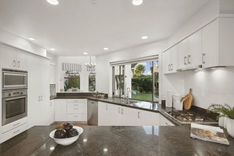 Photo of property in 2/17 Sanders Avenue, Takapuna, Auckland, 0622