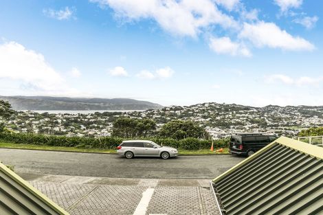 Photo of property in 7a Tamahine Street, Maupuia, Wellington, 6022