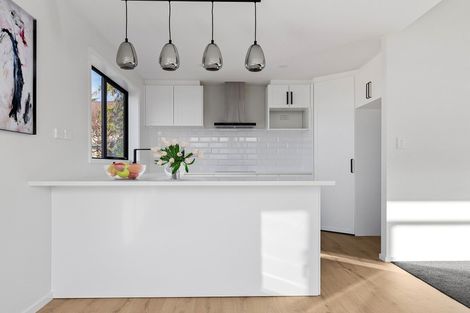 Photo of property in 73 Major Hornbrook Road, Mount Pleasant, Christchurch, 8081