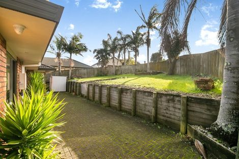 Photo of property in 13 Rathmar Drive, Manurewa, Auckland, 2105