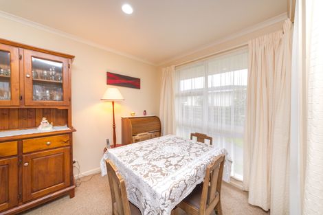 Photo of property in 29a Raglan Avenue, Cloverlea, Palmerston North, 4412
