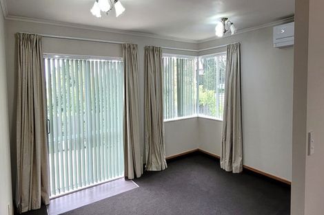 Photo of property in 8 Burns Street, Westown, New Plymouth, 4310