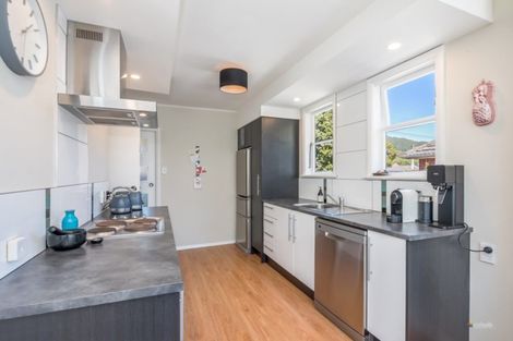 Photo of property in 23 Fleet Street, Naenae, Lower Hutt, 5011