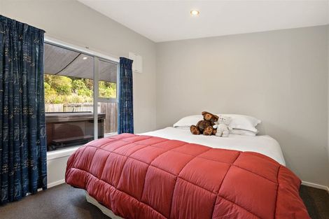 Photo of property in 6 Robinsons Bay Valley Road, Robinsons Bay, Akaroa, 7581