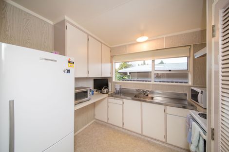 Photo of property in 29a Raglan Avenue, Cloverlea, Palmerston North, 4412