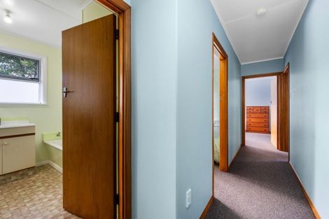 Photo of property in 6 Waugh Street, Kimbolton, 4777