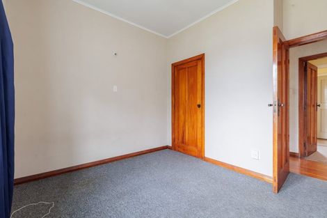Photo of property in 8 Gertrude Street, Dannevirke, 4930