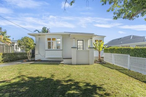 Photo of property in 1/30 Bayswater Avenue, Bayswater, Auckland, 0622