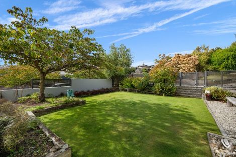 Photo of property in 8b Minaret Ridge, Wanaka, 9305