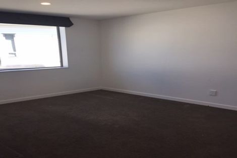 Photo of property in 12/7 Handyside Street, Tawa, Wellington, 5028