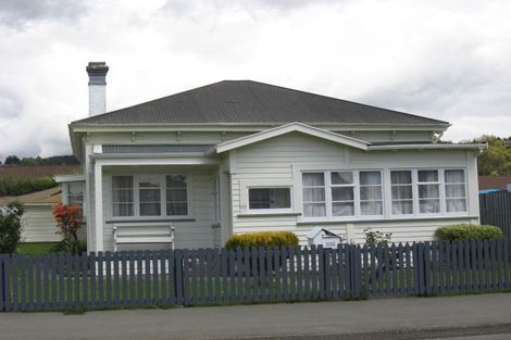 Photo of property in 162 Toi Toi Street, Nelson South, Nelson, 7010