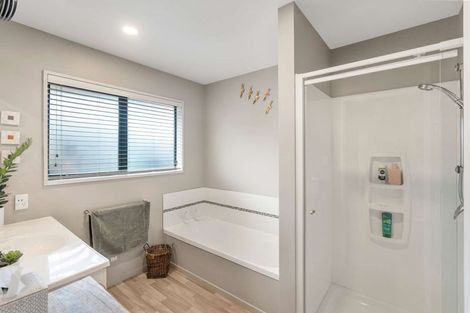 Photo of property in 17 Empress Place, Halswell, Christchurch, 8025