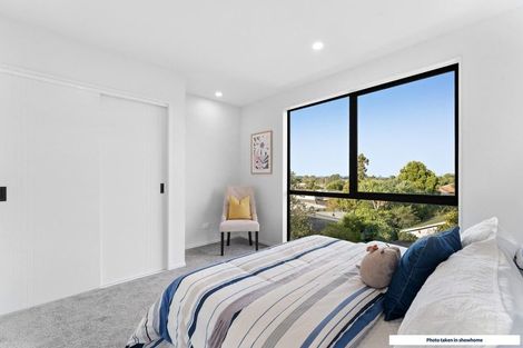 Photo of property in 5/18 Hetherington Road, Ranui, Auckland, 0612