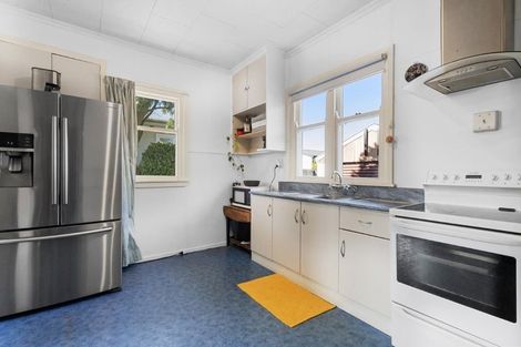 Photo of property in 6 Fairfield Avenue, Addington, Christchurch, 8024