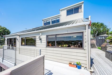 Photo of property in 40 Hicks Crescent, Waikanae Beach, Waikanae, 5036