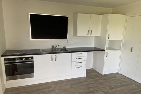 Photo of property in 312 Birdwood Road, Massey, Auckland, 0614