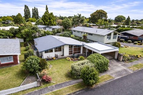 Photo of property in 15 Bernard Street, Chedworth, Hamilton, 3210