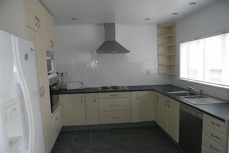 Photo of property in 13 Abel Tasman Avenue, Henderson, Auckland, 0610