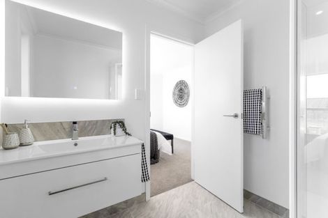 Photo of property in 11 Rowe Lane, Morrinsville, 3300