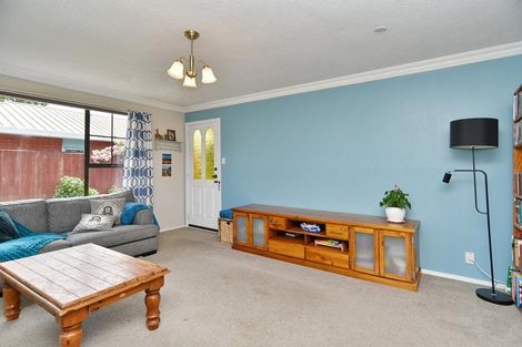 Photo of property in 1/50 Dunbarton Street, Redwood, Christchurch, 8051