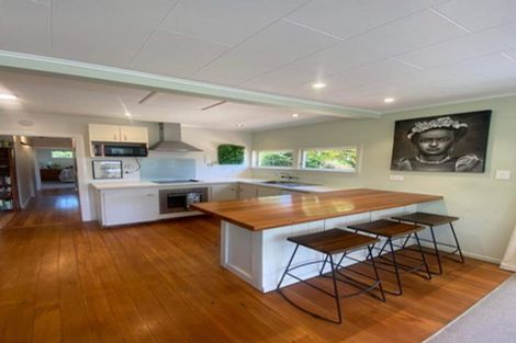 Photo of property in 192 Te Moana Road, Waikanae, 5036