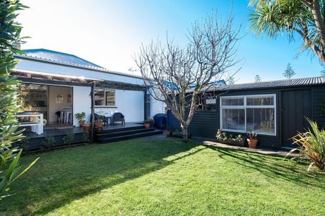 Photo of property in 4 Kinross White Street, Napier South, Napier, 4110