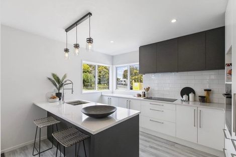 Photo of property in 51b Grassways Avenue, Pakuranga, Auckland, 2010