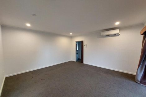 Photo of property in 157a Seaview Road, Westown, New Plymouth, 4310