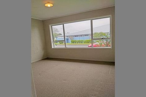 Photo of property in 466 Swanson Road, Ranui, Auckland, 0612