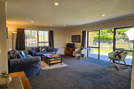 Photo of property in 1 Dwyer Place, Lake Tekapo, 7999