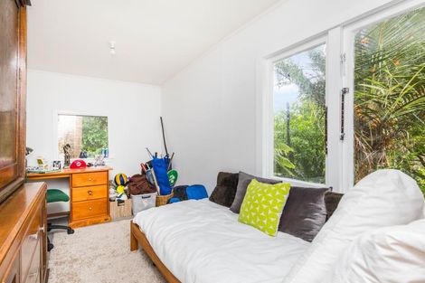 Photo of property in 338 Huia Road, Titirangi, Auckland, 0604