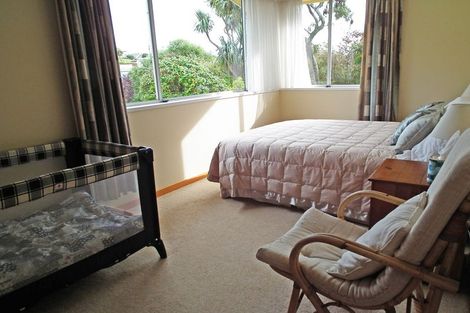 Photo of property in 16 Ure Street, South Hill, Oamaru, 9400