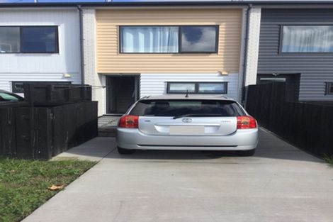 Photo of property in 87 Battalion Drive, Papakura, 2110