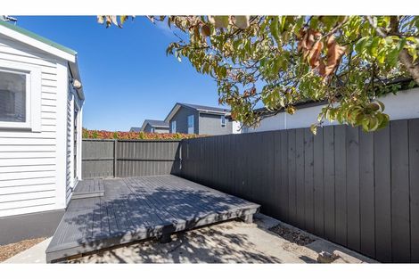 Photo of property in 37 Gresford Street, Edgeware, Christchurch, 8013