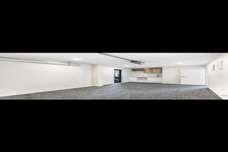 Photo of property in 2/6 Woodhouse Place, West Harbour, Auckland, 0618