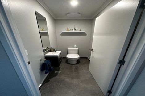 Photo of property in 21 Seafarer Crescent, Stanmore Bay, Whangaparaoa, 0932