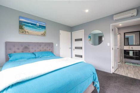 Photo of property in 57 Aroha Street, Pegasus, 7612