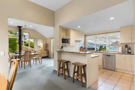 Photo of property in 5 Windsor Place, Queenstown, 9300